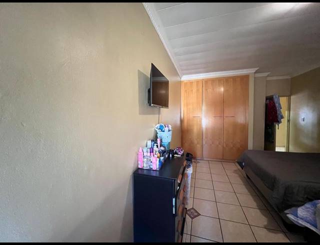 2 BEDROOM PROPERTY TO RENT IN ERASMIA